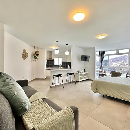 Feel D * טקורונטה